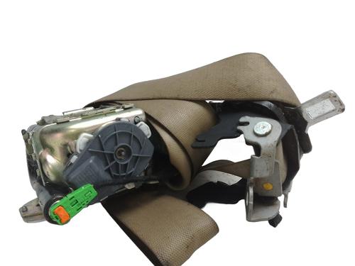 Cinturón de seguridad delantero izquierdo MERCEDES-BENZ E-CLASS Convertible (A207) E 250 CGI (207.447) (204 hp) 31287194