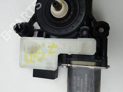 Left rear window motor VW GOLF VII (5G1, BQ1, BE1, BE2) 1.4 TSI | BP28145086E23 
