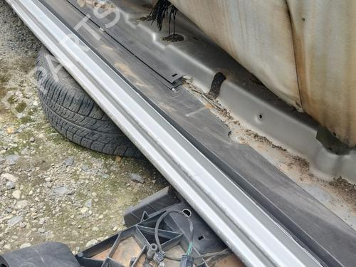 Used Door moulding trim Door moulding trim VW CRAFTER 30-50 Van (2E_) 2.5 TDI (136 hp) 33716573 33716573