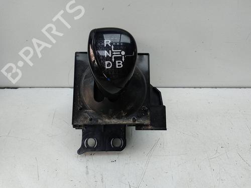 Used Shift knob Shift knob TOYOTA AURIS (_E18_) 1.8 Hybrid (ZWE186_, ZWE186R) (136 hp) 19938101 19938101