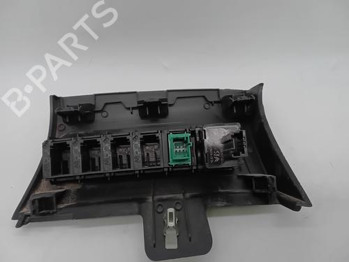 Headlight switch PEUGEOT 208 I (CA_, CC_) 1.5 BlueHDI 100 | BP29176767I24 