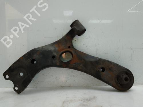 Used Left front suspension arm TOYOTA AURIS Estate (_E18_) 1.6 (ZRE185_) (132 hp) 29420676
