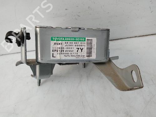 Used Electronic module TOYOTA YARIS (_P9_) 1.4 D-4D (NLP90_, NLP90R) (90 hp) 23217435