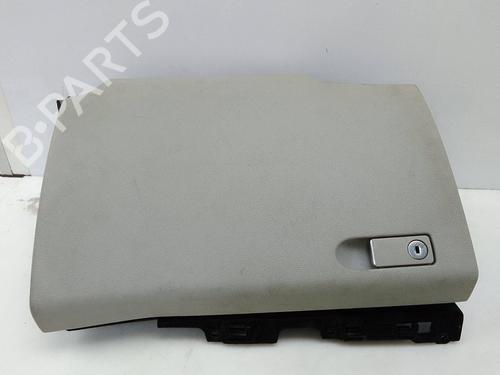 Used Glove box Glove box 23185347 23185347