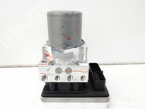 Used ABS pump MERCEDES-BENZ C-CLASS (W205) C 450 AMG 4-matic (205.064) (367 hp) 26053940
