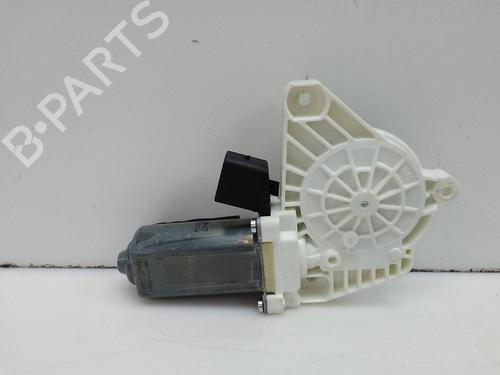 Used Right front window motor Right front window motor MERCEDES-BENZ CLA Coupe (C117) CLA 200 CDI / d (117.308) (136 hp) 24463863 24463863