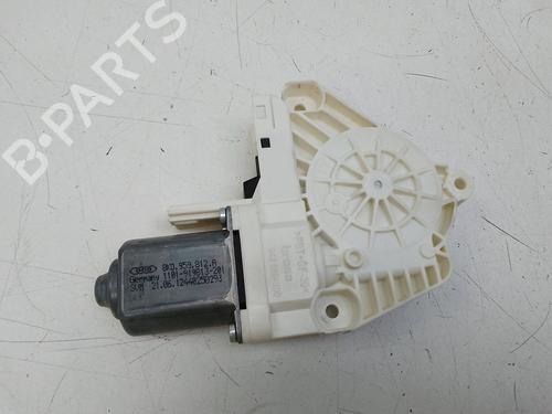 Used Right rear window motor Right rear window motor AUDI A1 Sportback (8XA, 8XF) 1.6 TDI (90 hp) 19533302 19533302