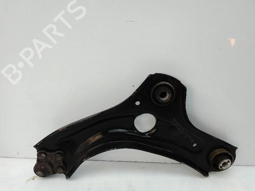 Used Right front suspension arm RENAULT CLIO V (B7_) [2019-2025]  22435121
