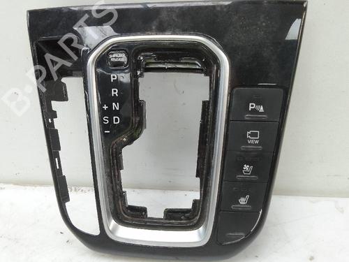 Used Switch HYUNDAI IONIQ (AE) 1.6 GDI Hybrid (141 hp) 19059376