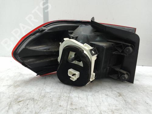 Right taillight VW TOURAN (5T1) 1.5 TSI | BP26055106C35 