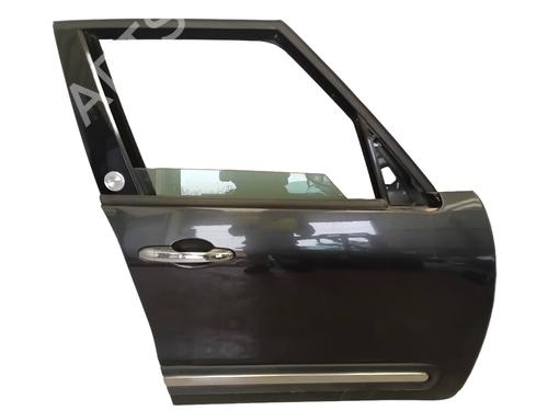 right-front-door-fiat-500l-351_-352_-2012-34419978 main image