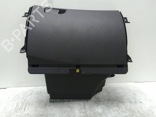Used Glove box Glove box 19697265 19697265