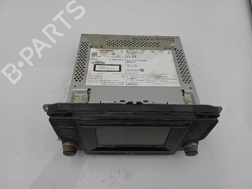 AC Styreenhet / Manøvreringsenhet VW POLO V (6R1, 6C1) 1.4 TDI (90 hp) 26517282