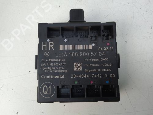 Used Electronic module Electronic module MERCEDES-BENZ M-CLASS (W166) ML 350 BlueTEC 4-matic (166.024, 166.023) (258 hp) 19643097 19643097