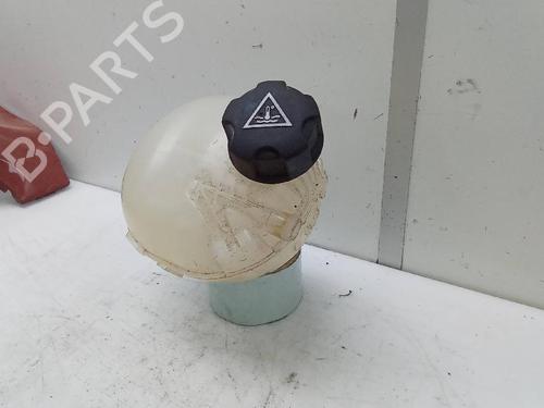 Used Expansion tank PEUGEOT 2008 II (UD_, US_, UY_, UJ_, UR_, UC_) 1.5 BlueHDI 110 (UDYHSK) (110 hp) 18947654
