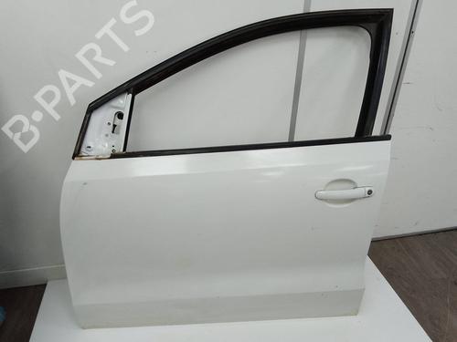 Used Left front door Left front door 23948163 23948163