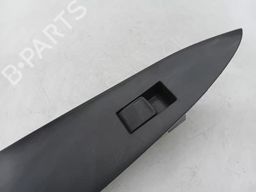 Interrupteur de vitre arrière gauche TOYOTA RAV 4 III (_A3_) 2.2 D (ALA35_) | BP29995255I29 