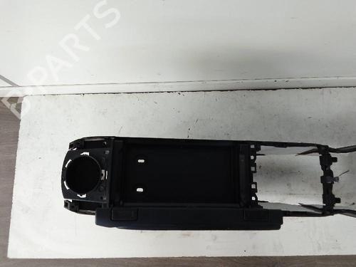 Used Middle console TOYOTA PRIUS PLUS (_W4_) 1.8 Hybrid (ZVW40W, ZVW41W) (136 hp) 18575491