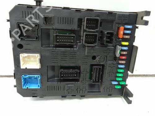 Used Fuse box PEUGEOT 3008 I MPV (0U_) 1.6 BlueHDi 120 (120 hp) 19059512