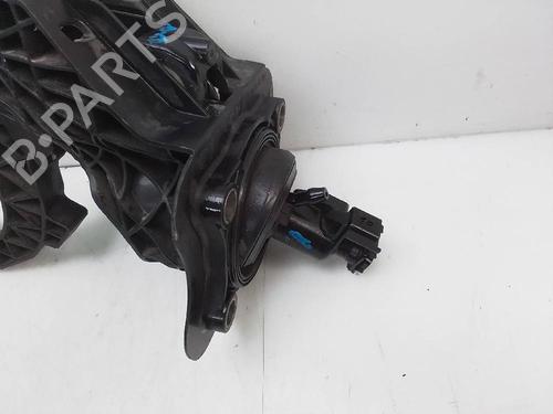 Used Clutch pedal PEUGEOT 3008 II SUV (MC_, MR_, MJ_, M4_) 1.5 BlueHDi 130 (131 hp) 23997597