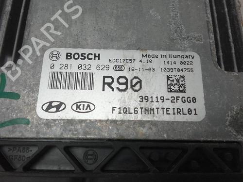 Used Engine control unit (ECU) KIA SPORTAGE IV (QL, QLE) 2.0 CRDi (136 hp) 19411641