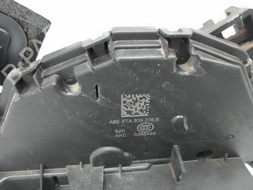 Rear right lock VW GOLF VII (5G1, BQ1, BE1, BE2) 1.4 TSI | BP28150914C99 