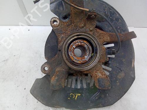 Used Left front steering knuckle TOYOTA HILUX VII Pickup (_N1_, _N2_, _N3_) 3.0 D-4D 4WD (KUN26) (171 hp) 18576661