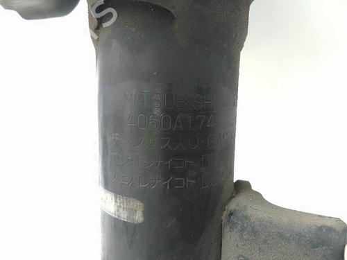 Right front shock absorber MITSUBISHI OUTLANDER II (CW_W) 2.2 DI-D 4WD | BP19028695M17 