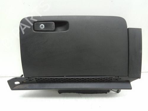 Used Glove box AUDI A1 Sportback (8XA, 8XF) S1 quattro (231 hp) 28149567