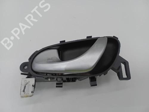 Front left interior door handle RENAULT KADJAR (HA_, HL_) 1.3 TCe 140 (HLNB, HLN1) | BP27625388I13 