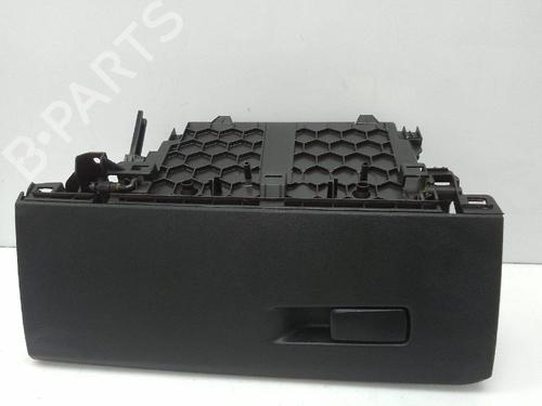 Glove box BMW X2 (F39) sDrive 18 d 71943361