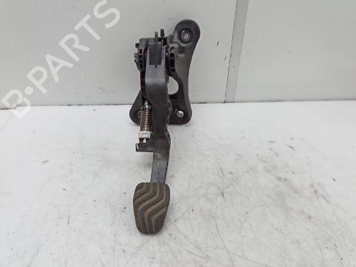 Clutch pedal RENAULT CLIO V (B7_) 1.0 LPG (B7MT) | BP18595997I13 