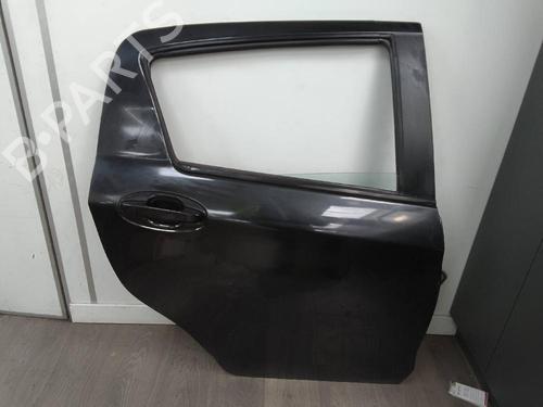 Used Right rear door TOYOTA YARIS (_P13_) 1.0 (KSP130) (72 hp) 23654227