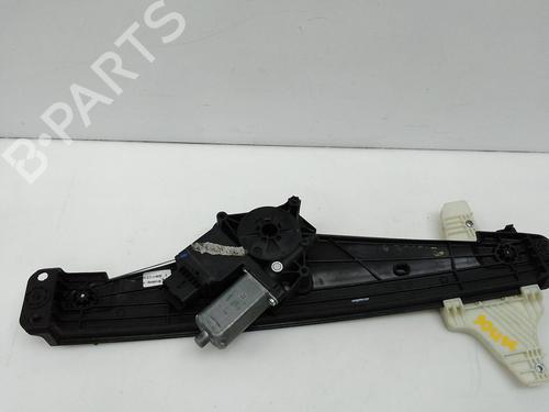 Elevador vidro trás esquerdo Elevador vidro trás esquerdo PEUGEOT 3008 II SUV (MC_, MR_, MJ_, M4_) 1.2 THP/ PureTech 130 (MRHNSM, MRHNSU, MRHNSJ, MRHNYW,... (131 hp) 24155596 24155596