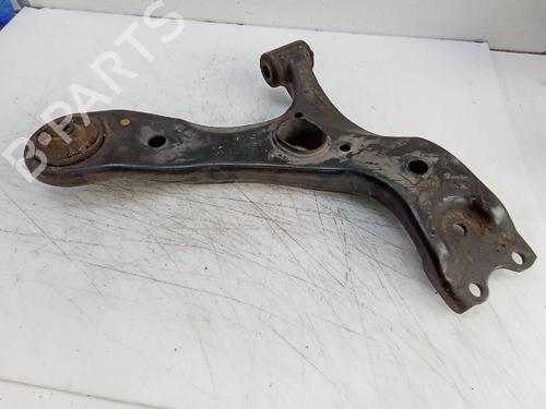 Right front suspension arm TOYOTA AURIS (_E18_) 1.8 Hybrid (ZWE186_, ZWE186R) | BP26053462M13
