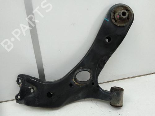 Right front suspension arm TOYOTA AURIS (_E18_) 1.8 Hybrid (ZWE186_, ZWE186R) | BP18586363M13 