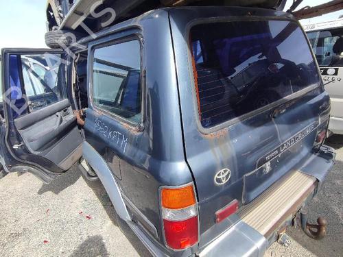 Used Front left interior door handle TOYOTA LAND CRUISER 80 (_J8_) 4.2 TD (HDJ80) (160 hp) 18574573