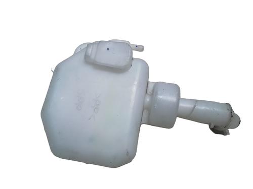 Réservoir lave-glace MITSUBISHI MIRAGE / SPACE STAR VI Hatchback (A0_A) 1.2 (71 hp) 31869370