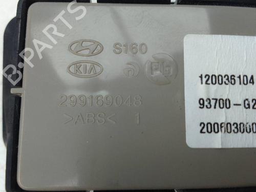 Used Switch HYUNDAI IONIQ (AE) 1.6 GDI Hybrid (141 hp) 19059396