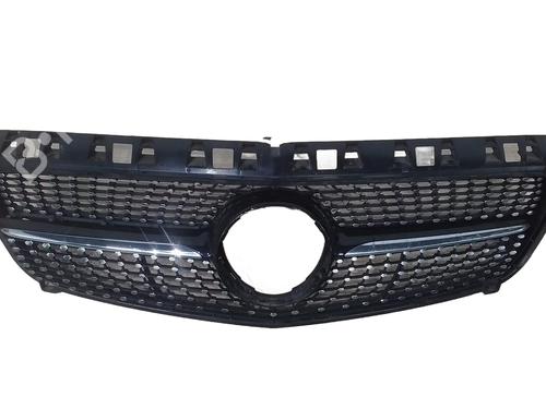 Used Grille Grille MERCEDES-BENZ A-CLASS (W176) A 160 CDI / d (176.011) (90 hp) 33312388 33312388