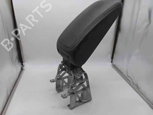 Used Armrest / Center console AUDI A3 (8V1, 8VK) 1.6 TDI (110 hp) 28146362