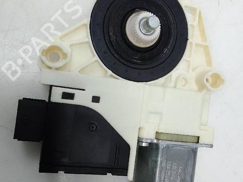 Right front window motor FIAT 500X (334_) 1.3 D Multijet (334AXH1A) | BP21213696E20 