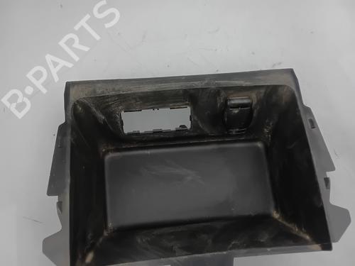 Used Glove box RENAULT KADJAR (HA_, HL_) 1.2 TCe 130 (HLMR) (130 hp) 28840416