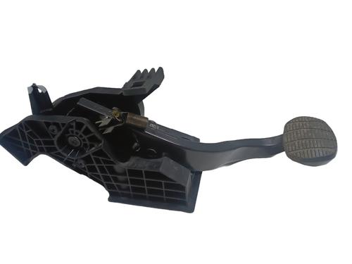 Used Break pedal Break pedal BMW 1 (F40) 116 d (116 hp) 33266072 33266072