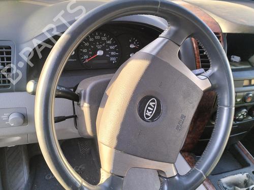 Used Steering wheel KIA SORENTO I (JC) 2.5 CRDi (170 hp) 28420755