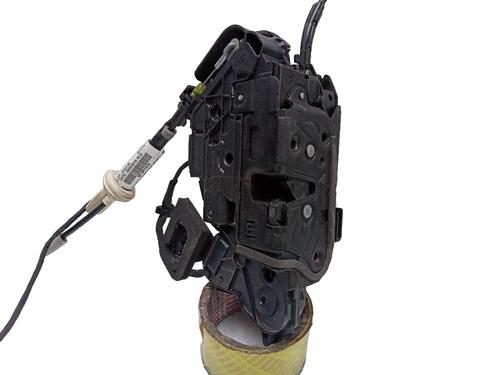 front-left-lock-seat-arona-kj7-kjp-2017-23440342 main image