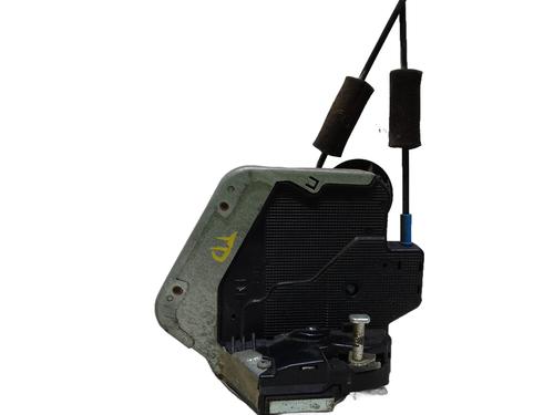 Højre bagtil lås LEXUS RX (_U3_) 300 (MCU35_, MCU35R) (204 hp) 33013945