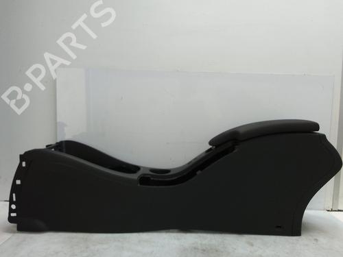 Middle console RENAULT MEGANE III Hatchback (BZ0/1_, B3_) 1.2 TCe (BZ2B, BZ11) 1021733