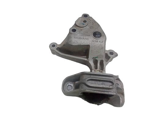 Used Support Support NISSAN QASHQAI II (J11, J11_) 1.3 DIG-T (140 hp) 19776565 19776565