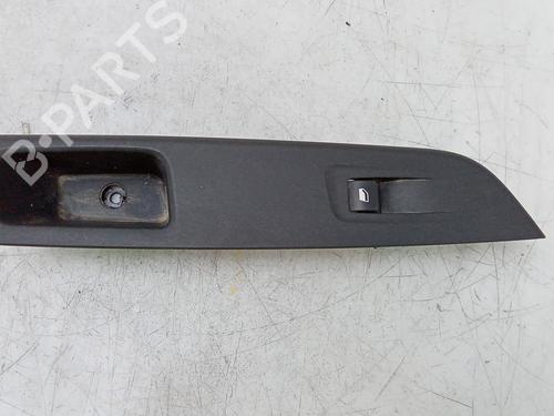 Used Switch Switch OPEL CORSA F (P2JO) 1.2 (68) (101 hp) 19143460 19143460